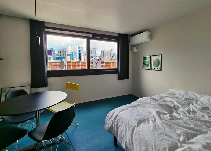 Baum Haus Licensed Jeonpo Center 2br Elevator 3min Stn * 釜山広域市