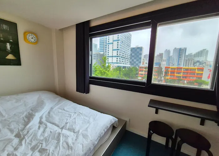 Baum Haus Licensed Jeonpo Center 2br Elevator 3min Stn アパート *